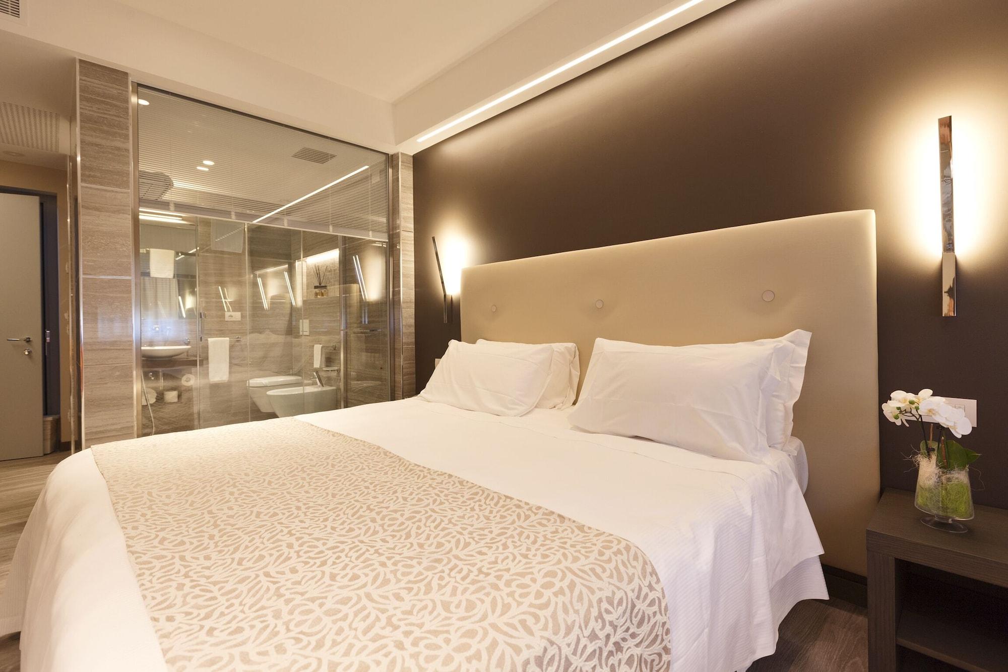 Hotel King, By R Collection Hotels Varedo Exterior foto