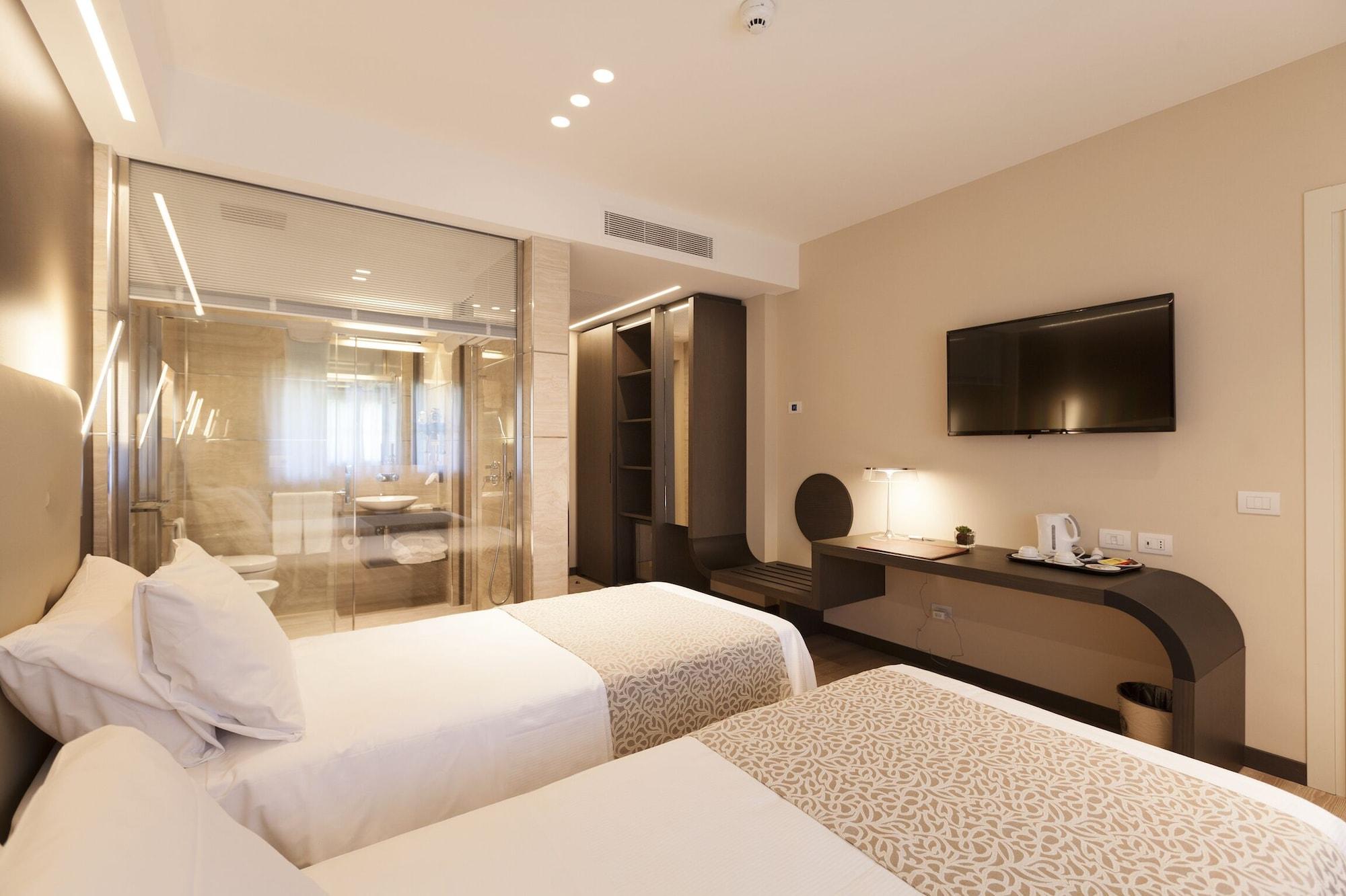Hotel King, By R Collection Hotels Varedo Exterior foto