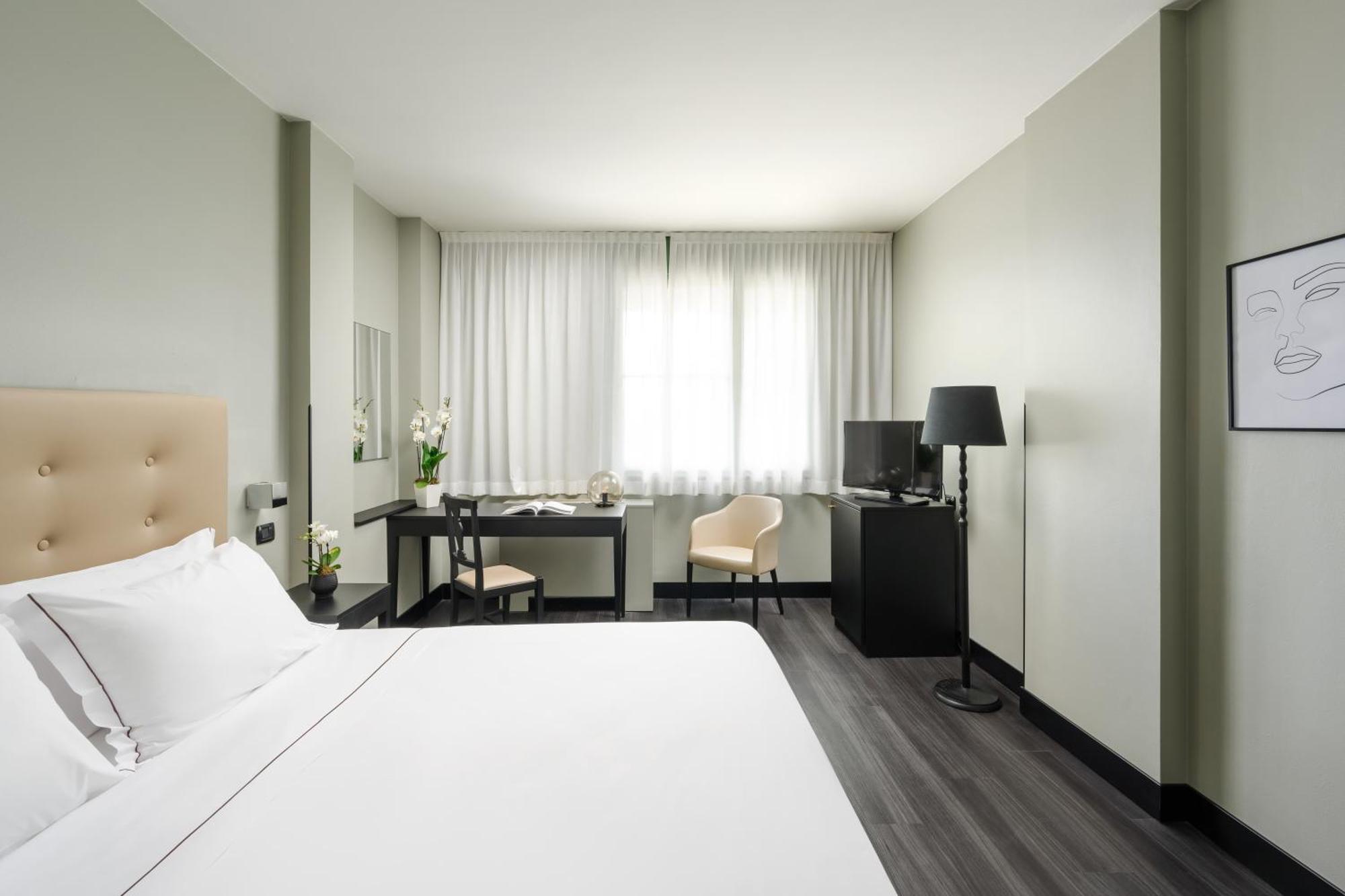 Hotel King, By R Collection Hotels Varedo Exterior foto