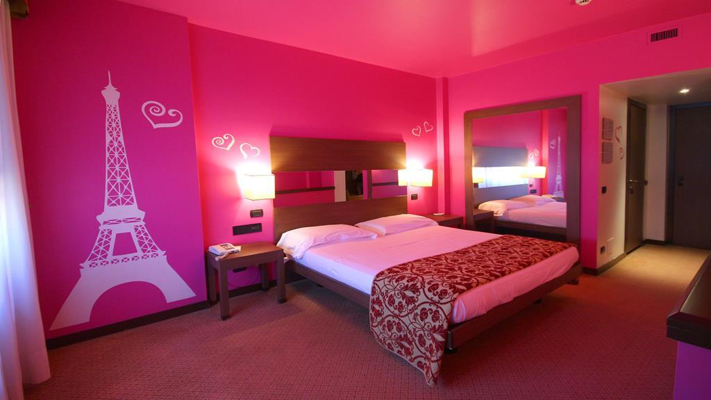 Hotel King, By R Collection Hotels Varedo Exterior foto