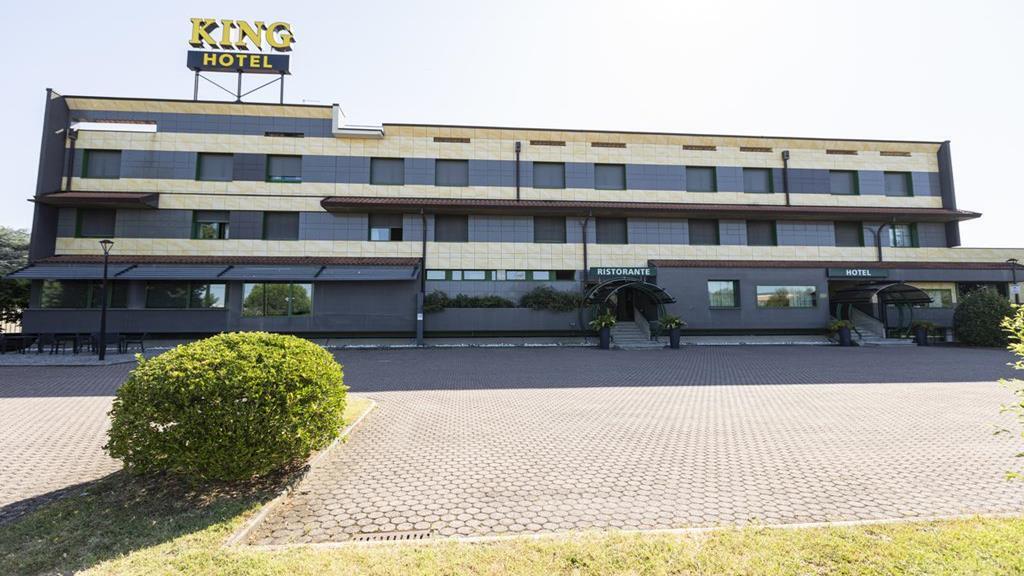 Hotel King, By R Collection Hotels Varedo Exterior foto